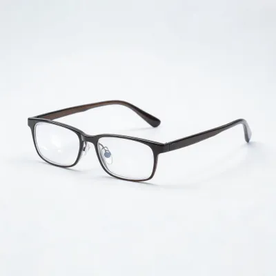 readers with glass lenses